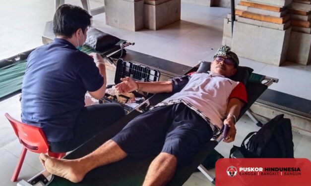 Aksi Donor Darah Massal Warnai Puncak Sewaka Dharma Hari Jadi ke-23 Puskor Hindunesia