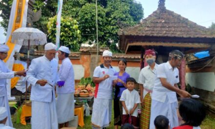 Sinergi Dharma di Bumi Blambangan: Dekorda Banyuwangi Sosialisasikan Visi Perjuangan di Pura Madu Sasana