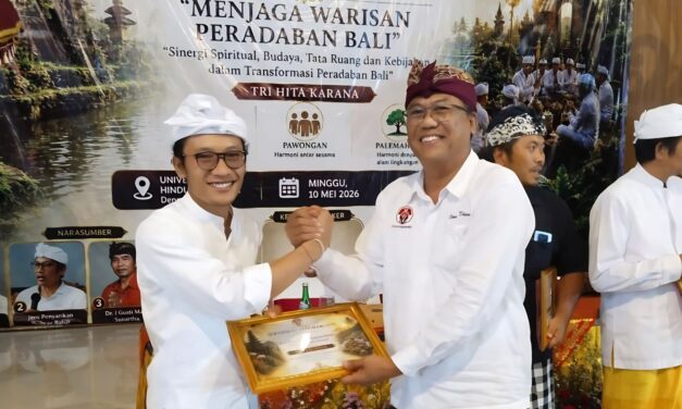 Menggugat “Suksma Leluhur”: Jero Penyarikan Duuran Batur Bedah “Kamuflase Kerti” dan Keruntuhan Peradaban Air