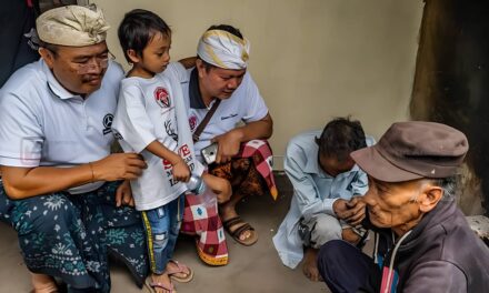 Program Beasiswa Anak Asuh Dharma Guna Mewujudkan Harapan Pendidikan di Panti Asuhan Hindu