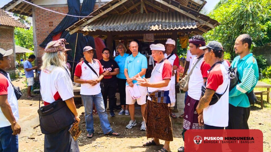 Koordinasi awal oleh Ketua Umum dan Bendahara Umum sebelum melakukan kunjungan dan menyerahkan bantuan kepada korban banjir di Jembrana