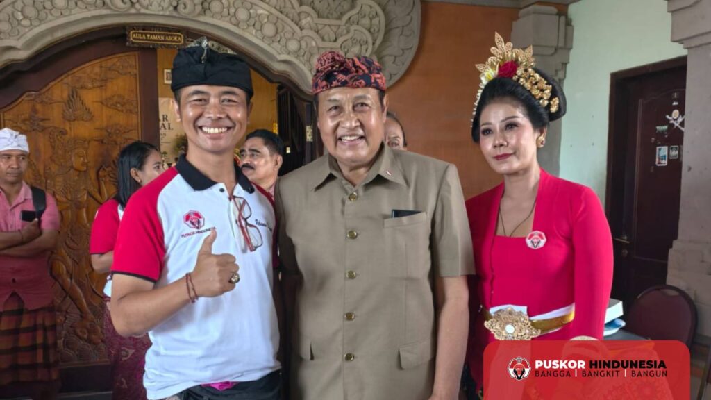 Mayjen TNI (Purn.) Sang Nyoman Suwisma bersama Sekaa Tari Puskor dan Romo Kasmadi