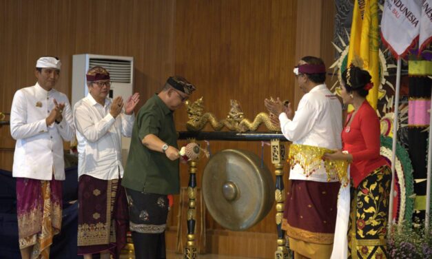 Gubernur Bali Apresiasi Peran Puskor Hindunesia, Buka Resmi Seminar Nasional “Menjaga Warisan Peradaban Bali”