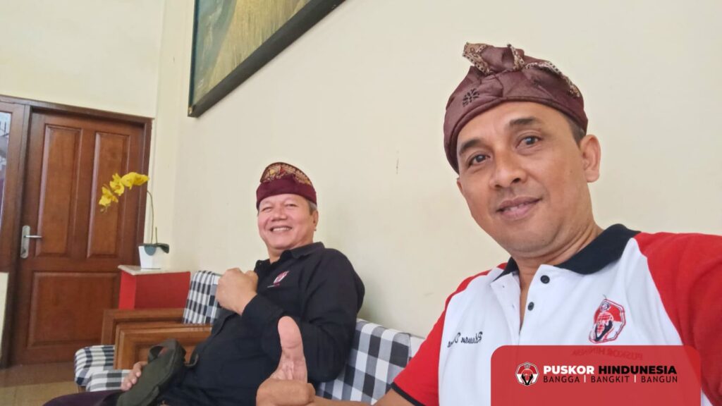 Ketum Dekornas IB K Susena bersama Wayan Adi Parta Sesaat Sebelum Audensi