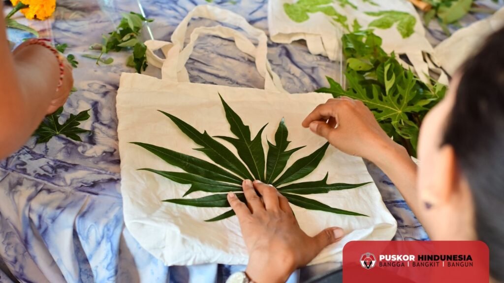 Kerajinan Ecobag dengan eco print yang bermanfaat untuk menambah keahlian bernilai