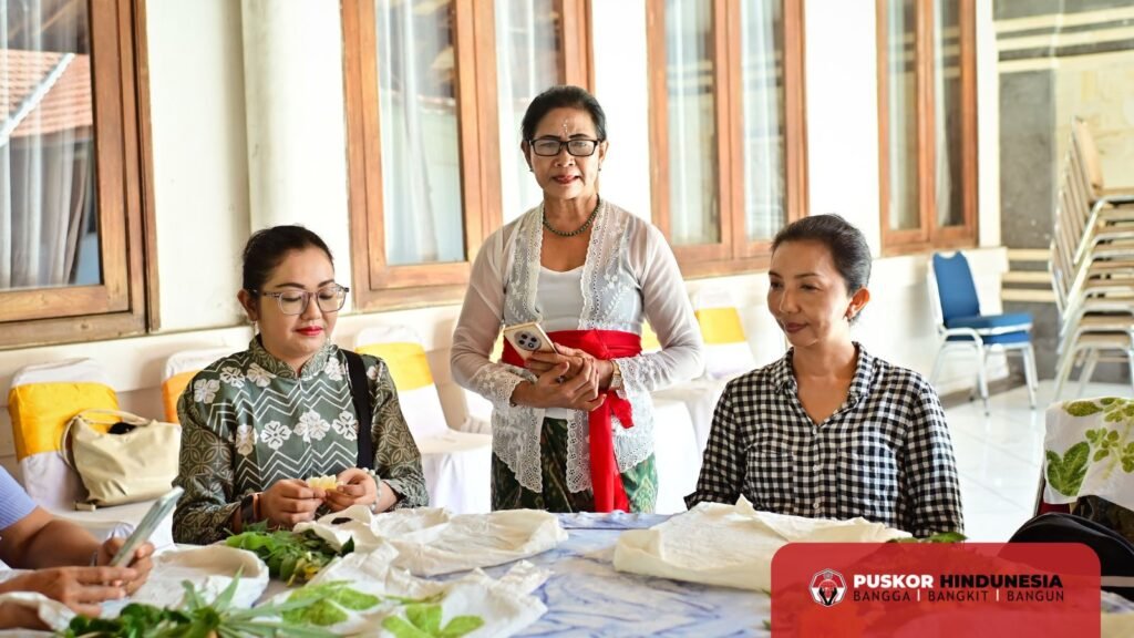 Narasumber Workshop Ibu Ni Wayan Jani dalam Pembukaan Worshop Siang Hari Ini