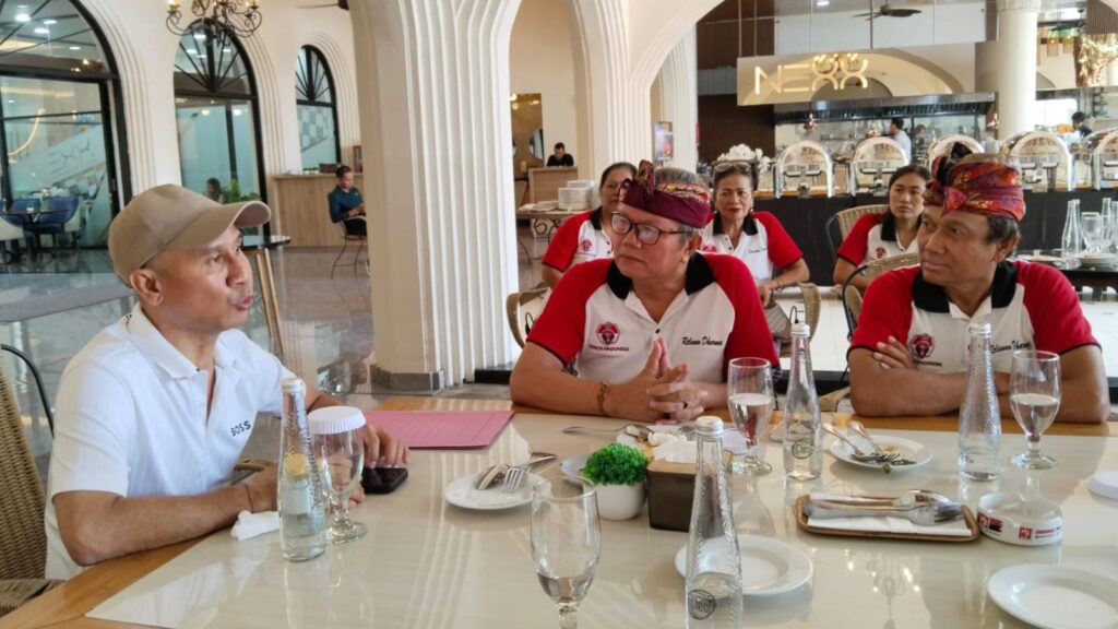 Sebagai Tokoh Inspiratif Bali Ajik Krisna Menjadi Magnet Bagi Pertumbuhan UMKM