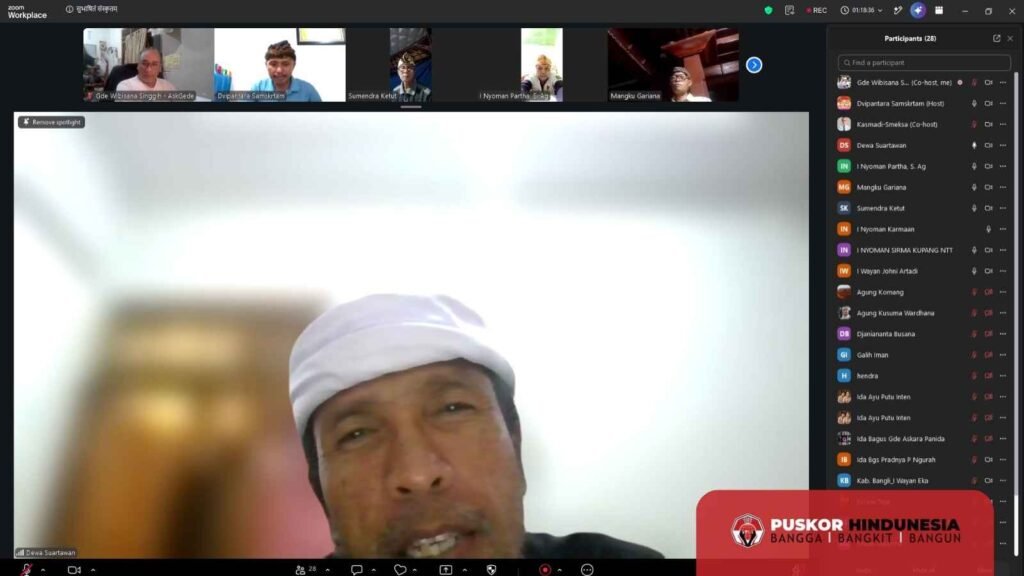 Jro Mangku Dewa Suartawan - Peserta Kelas Belajar Aksara Bali Kuno