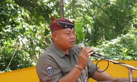 Cak Kusno: Menjaga Nadi Tradisi, Mengetuk Pintu Birokrasi, dan Mengawal Suara Umat di PHDI Gresik