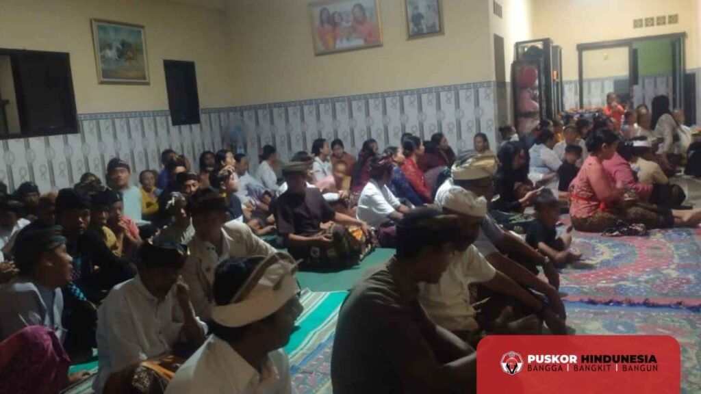 Kegiatan Piodalan Di Dusun Sidomulyo Penuh Dengan Toleransi Umat Lain