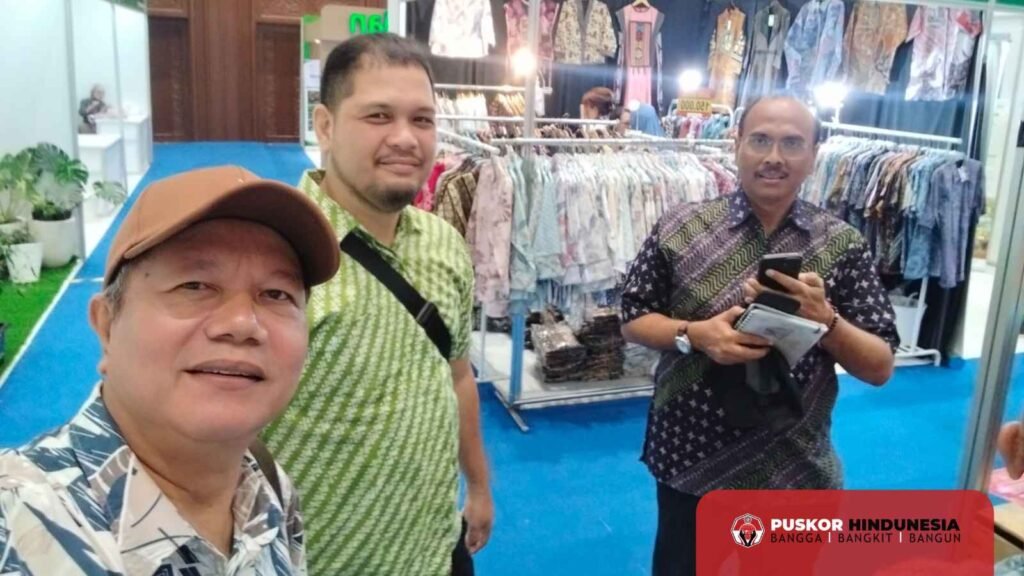 Ketum Dekornas Puskor Hindunesia Bersama Beberapa Tokoh