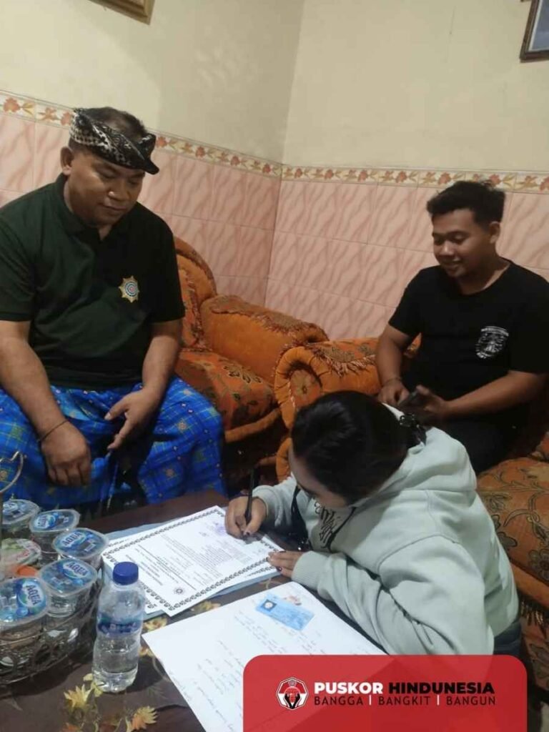Penandatanganan Dokumen Sudhi Widhani dari calon mempelai