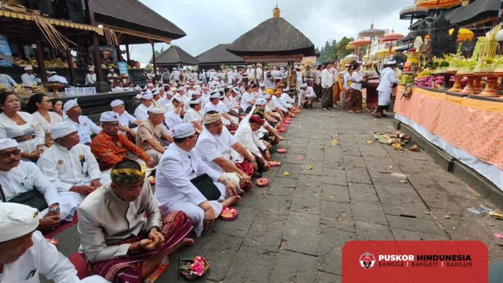 Penataran Agung Besakih - Pengurus PHDI Pusat 2026-2031 Dengan Khusuk Mengikuti Kegiatan