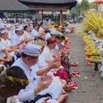 Awali Masa Pengabdian, Pengurus PHDI dan PSN Pusat Gelar Mejaya-Jaya di Pura Agung Besakih