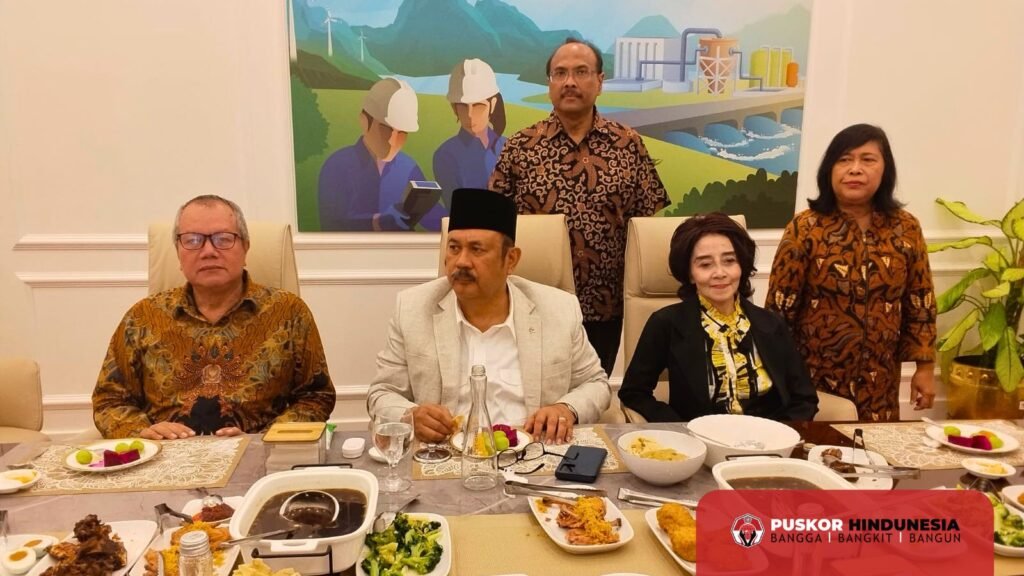 Sebuah Kehormatan Saat Puskor Hindunesia Diajak Makan Siang Bersama Bapak Menteri PPN